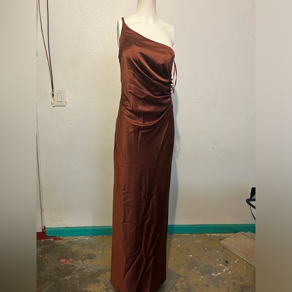 Chocolate brown one shoulder satin gown - Picture 1 of 2